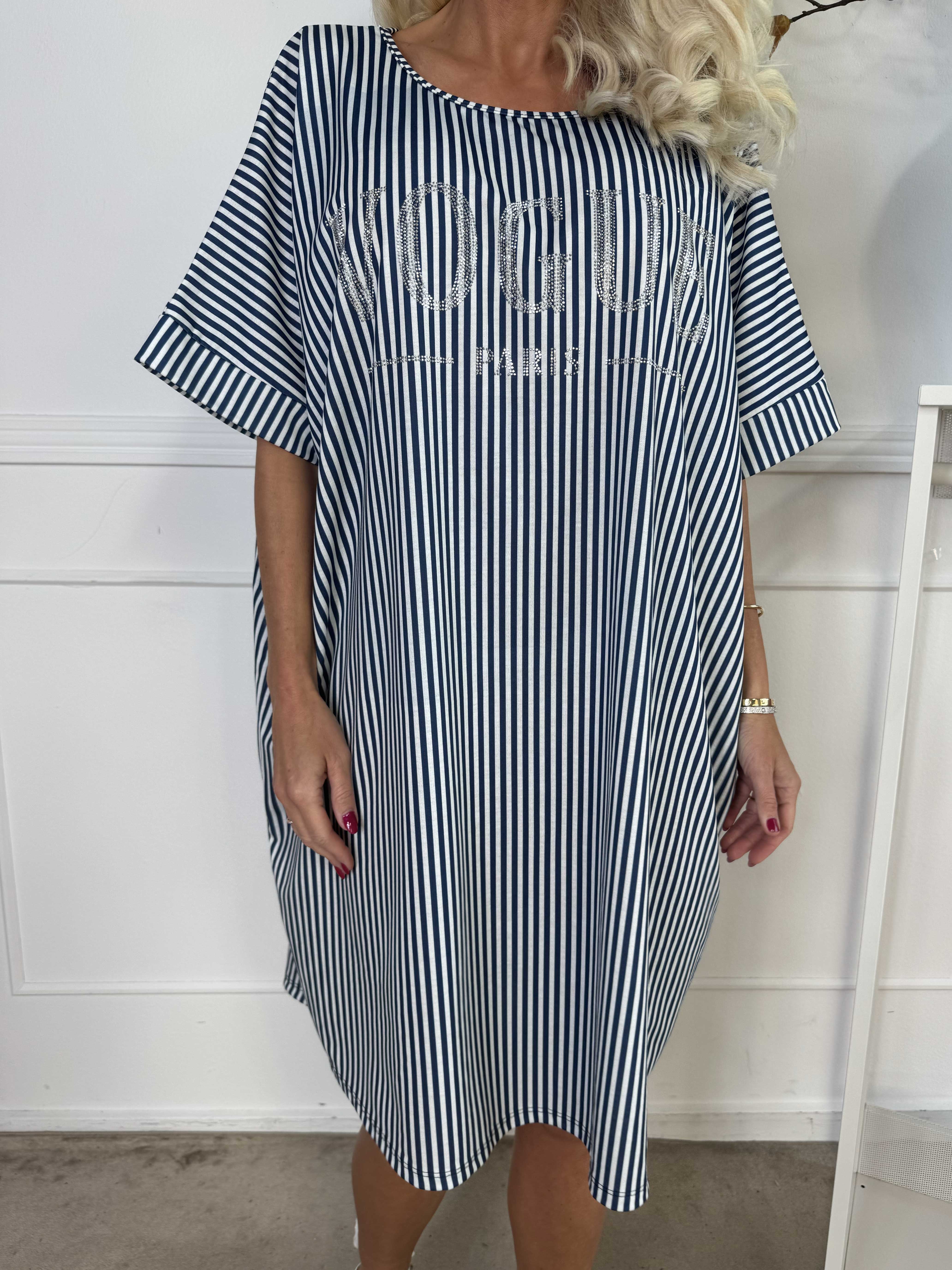 Mintu Stripe Dress - Mjuk randig klänning i bomull med similisten